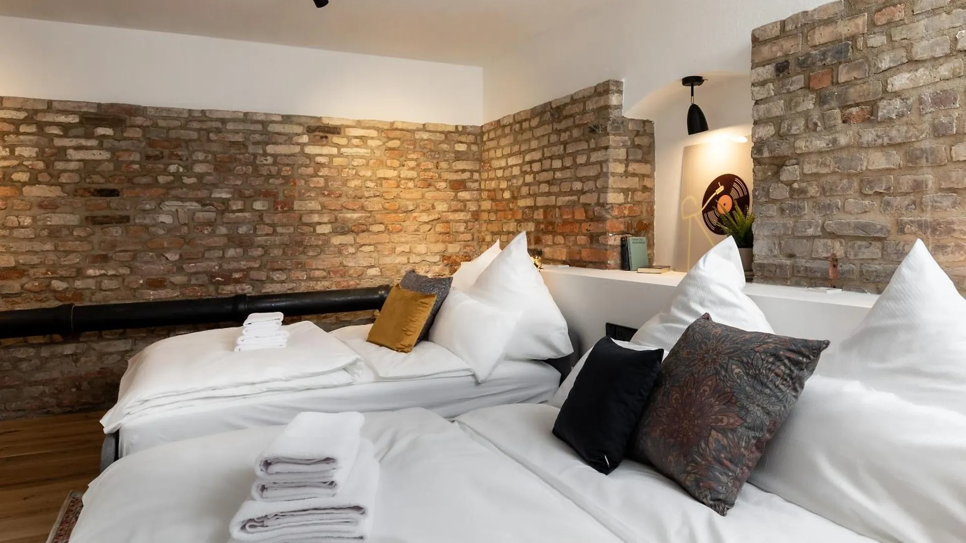 Coolest Apartment In Berlin, Easy Check-In, Big & Cozy, Near City Center - Especially For Groups! ドイツ